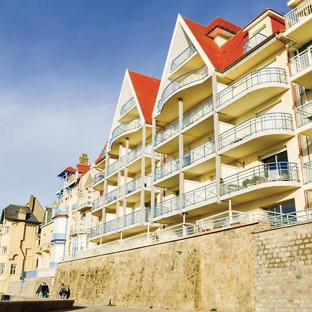 Gorgeous Apartment In Wimereux With Kitchen Exterior photo